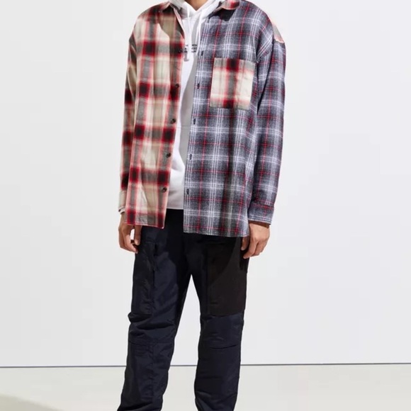 Urban Outfitters Red and Gray Long Sleeve Tee
#A025 - Picture 1 of 9